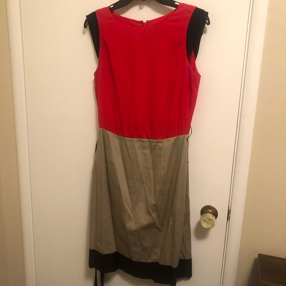 Tahari Arthur S Levine Dress